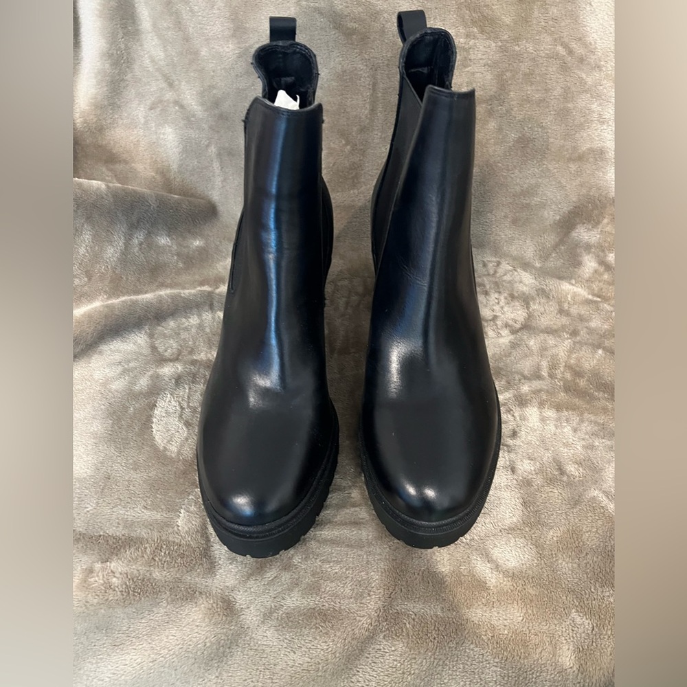 Aerosoles Platform Ankle Boot